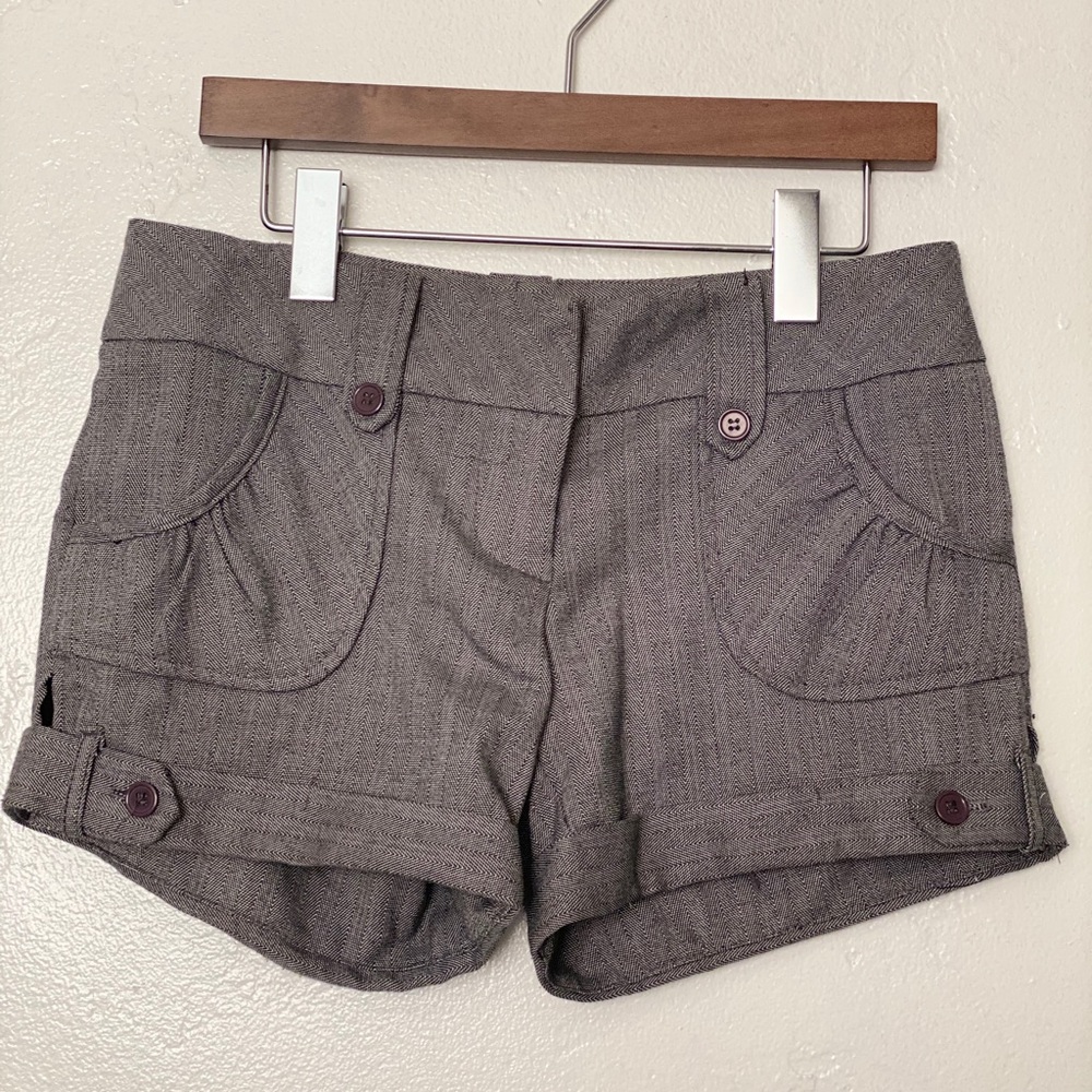 Cuffed Shorts Size 5